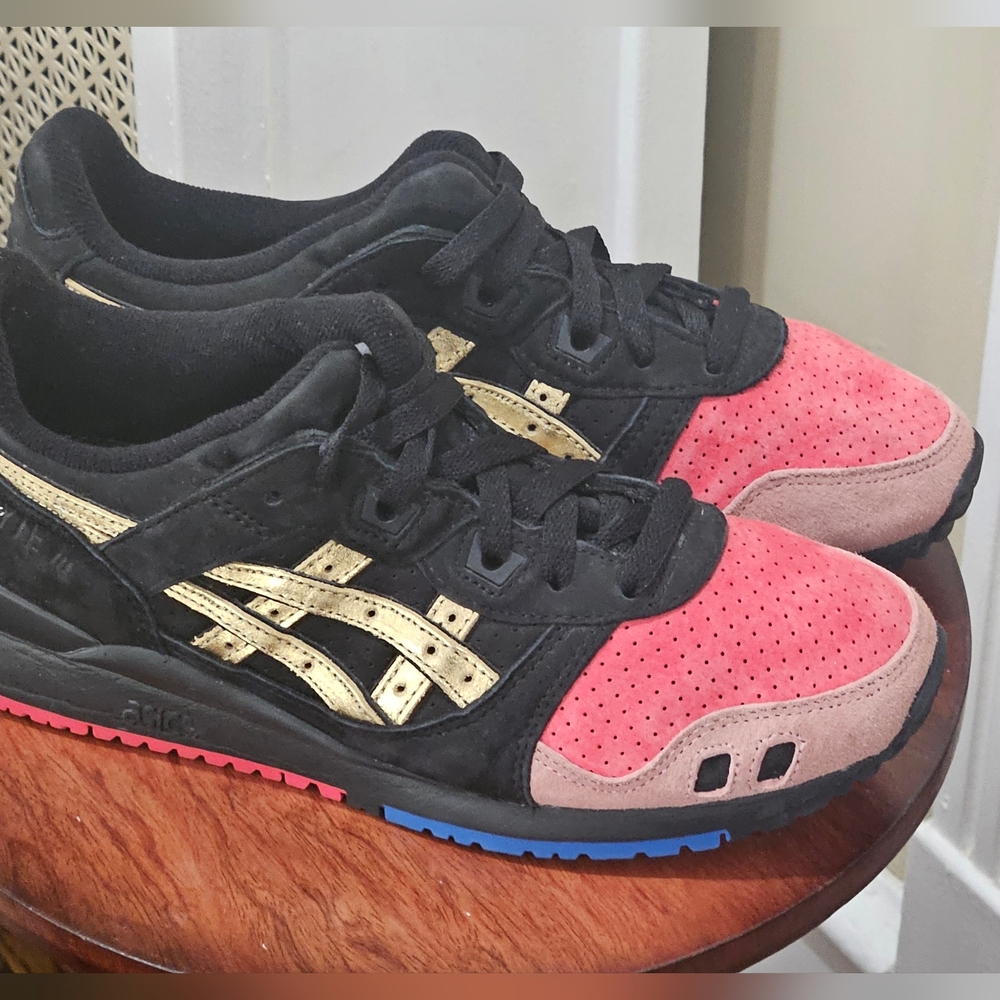 Asics - Picture 3 of 5